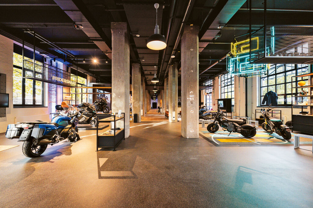 BMW Motorrad Welt Berlin – Home of the Brand